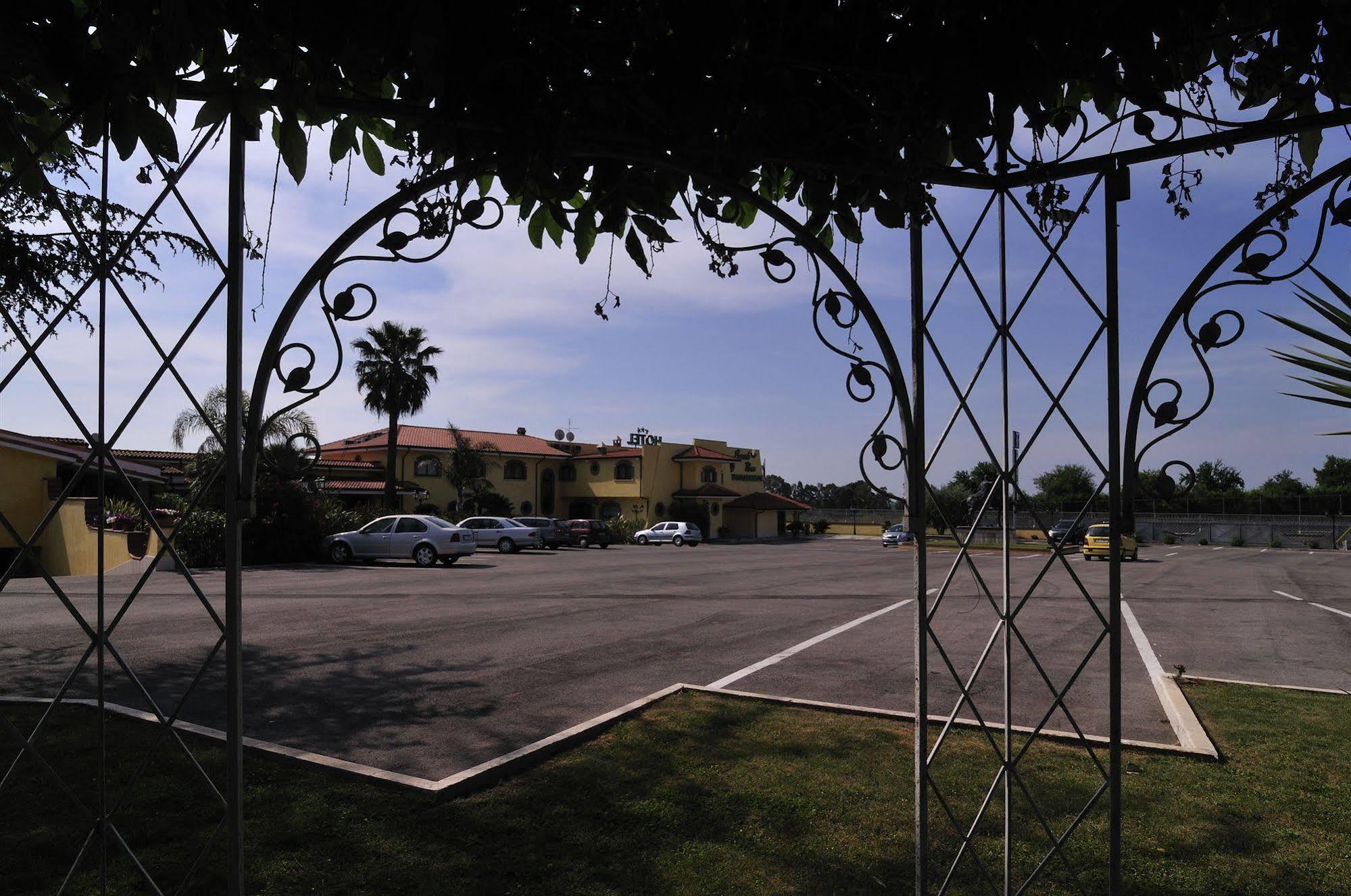La Locanda Del Cavaliere Borgo Montello Extérieur photo